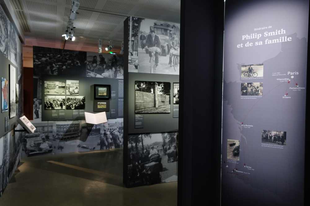 Vue de l'exposition "1940 : les Parisiens dans l'exode"