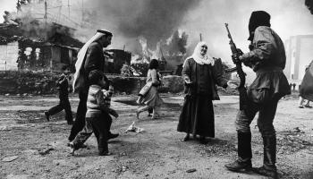 Photo Françoise Demulder, Le massacre du quartier de La Quarantaine. Beyrouth, Liban, 1976